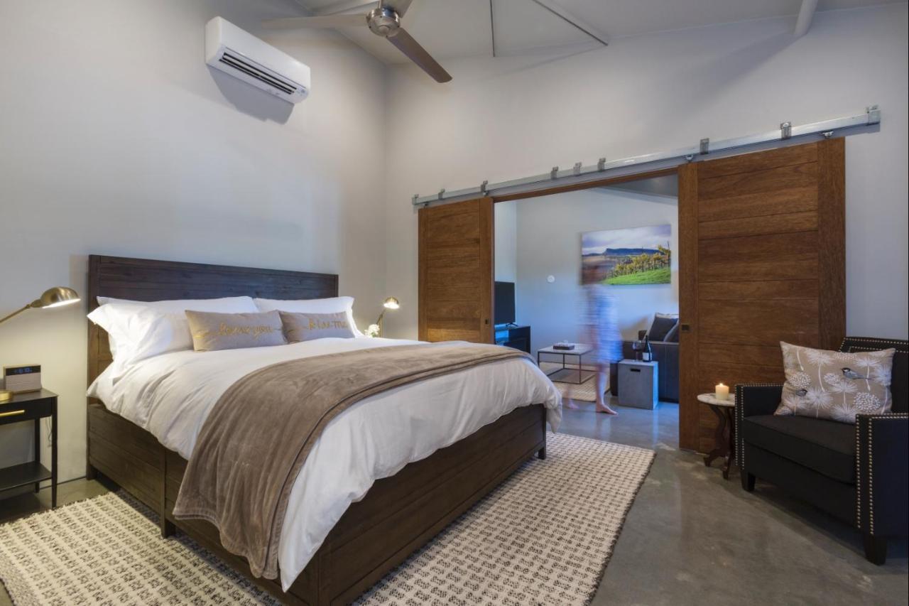 Bed and Breakfast Bed And Barrel At Stonehouse Cellars Clearlake Oaks Экстерьер фото